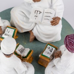 تحفة مجسم اولاد في تحفيظ القرآن الكريم